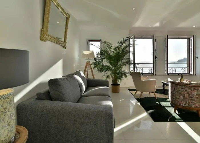 L Ostra 1, Appartement Haut Standing Front De Mer A Cancale Sur Le Port De La Houle