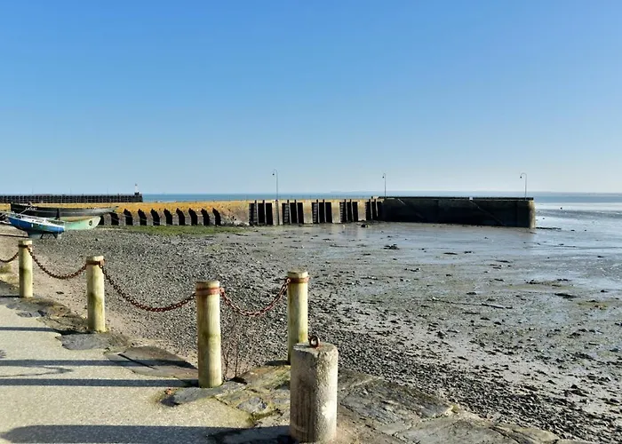 L'Ostra 0, Appartement Haut Standing Front De Mer A Cancale Sur Le Port De La Houle